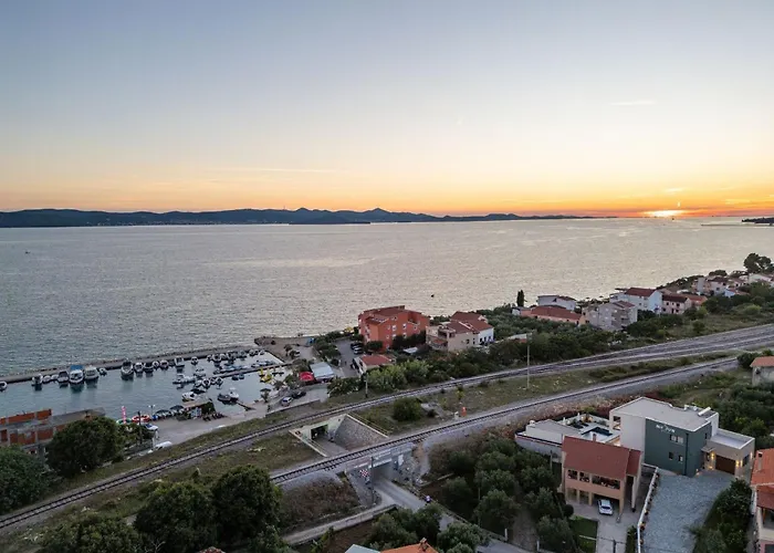 Ferienhaus Niksun By Interhome Bibinje